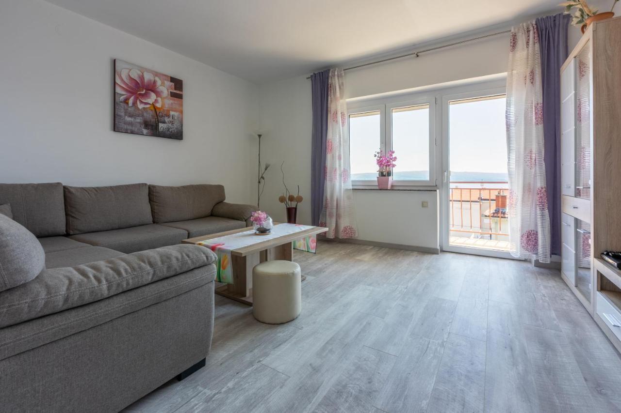 Apartments Melita Dramalj Exteriér fotografie
